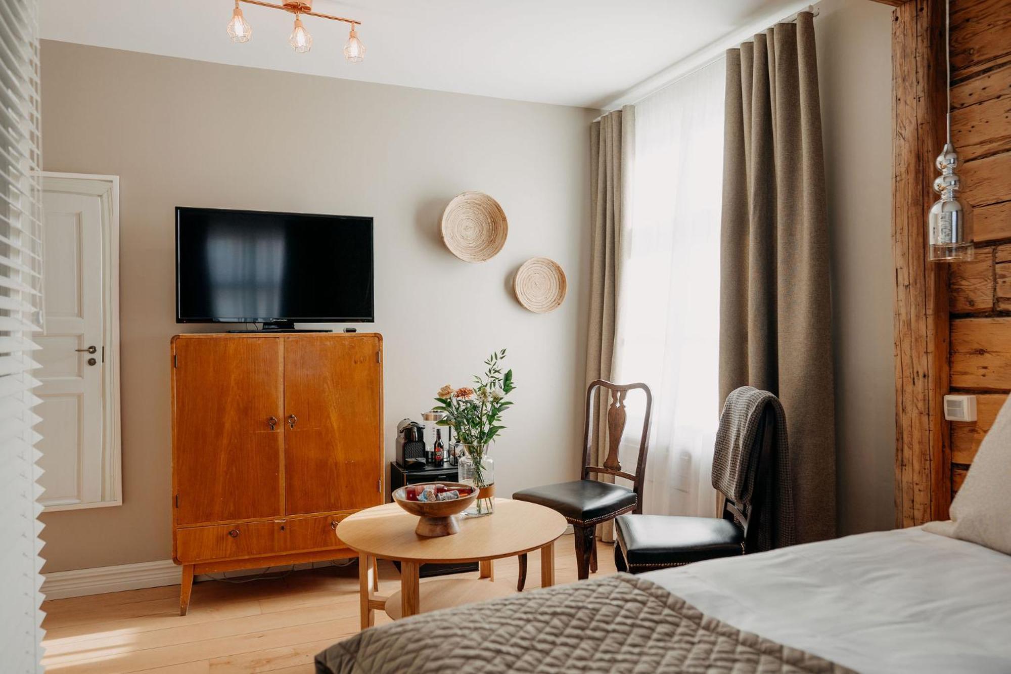 Lillan Hotel & Koek ตัมเปเร ภายนอก รูปภาพ
